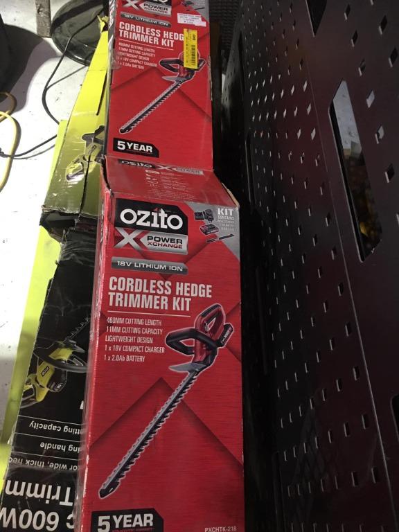 Ozito Cordless Hedge Trimmer Kit (Category: Grass Mowers & Trimmers) located in Muntinlupa City. Submitted by aussie.surplustore (Listing ID 1161297822, Image 1). Description: Ozito Cordless Hedge Trimmer Kit Price: 3,500 📌 Items are from Australia SURPLUS/USED or MALL PULL OUT Tested and Working 📍MODE OF PAYMENT: GCash or Bank Transfer NO COD TRANSACTION Payment first only. .