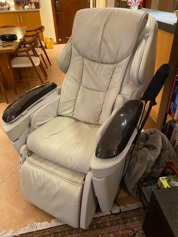 Panasonic EP MA70 Massage Chair In good shape