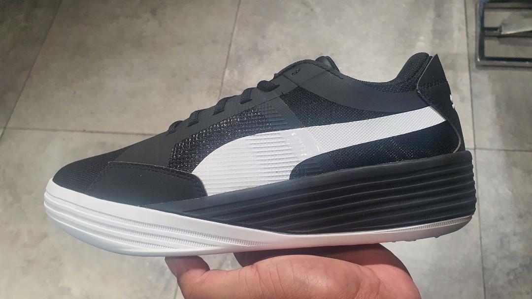 Puma clyde hot sale all black