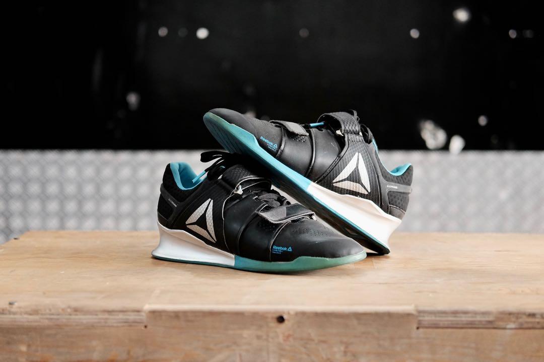 Reebok lifters cyan top