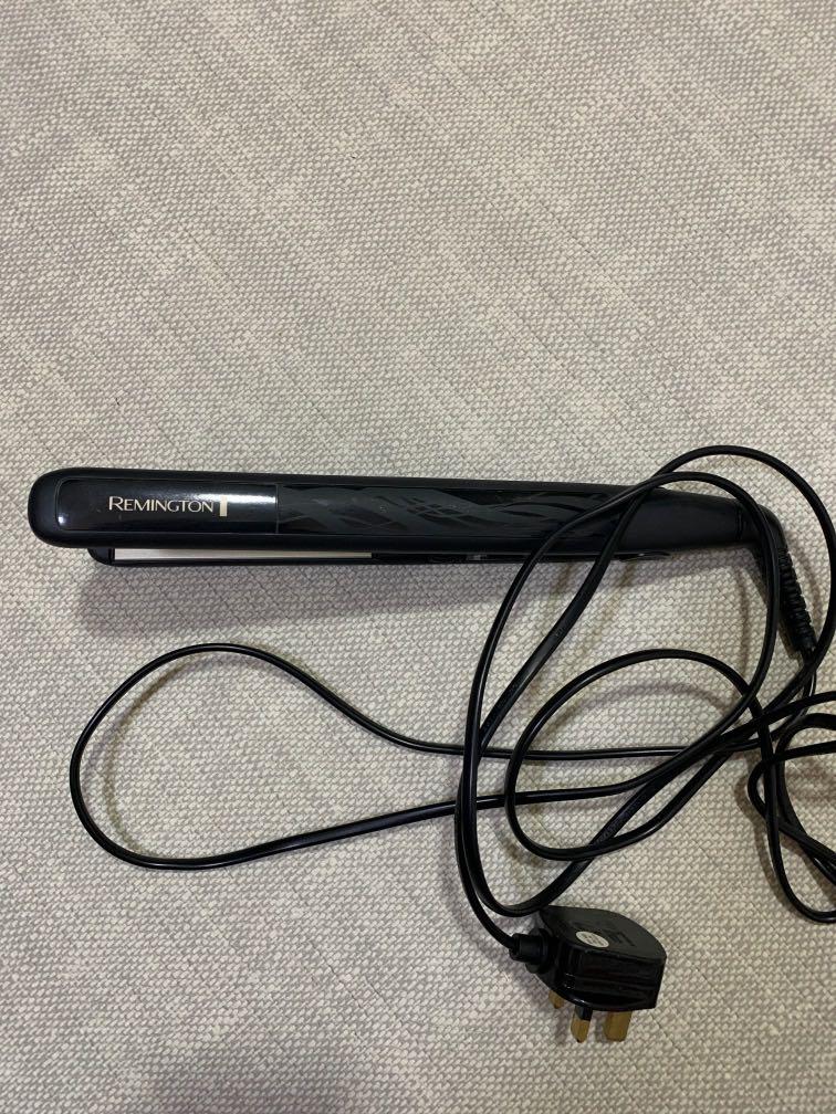 Remington Hair straightener, Beauty & Personal Care, Hair on Carousell