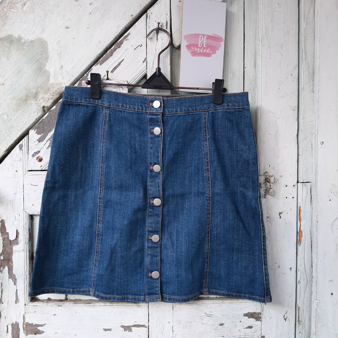Rok Jeans H M XL Fesyen Wanita Pakaian Wanita Bawahan di Carousell