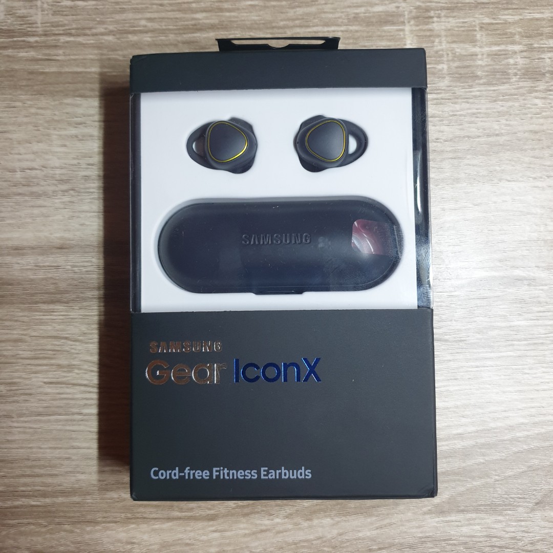 Samsung IconX Gear Icon X not Buds, Elektronik, Lainnya di Carousell