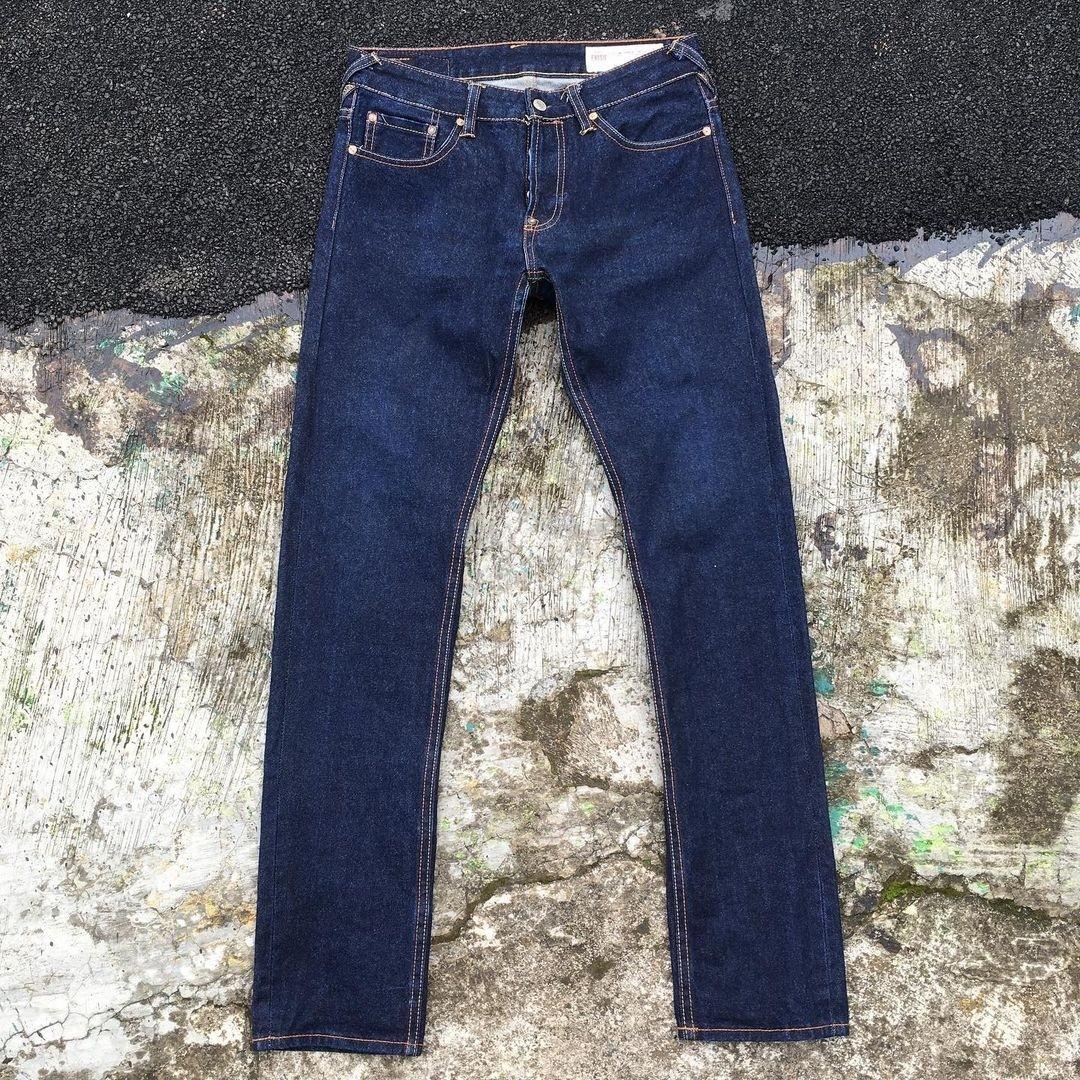 Selvedge Evisu (size 30), Fesyen Pria 