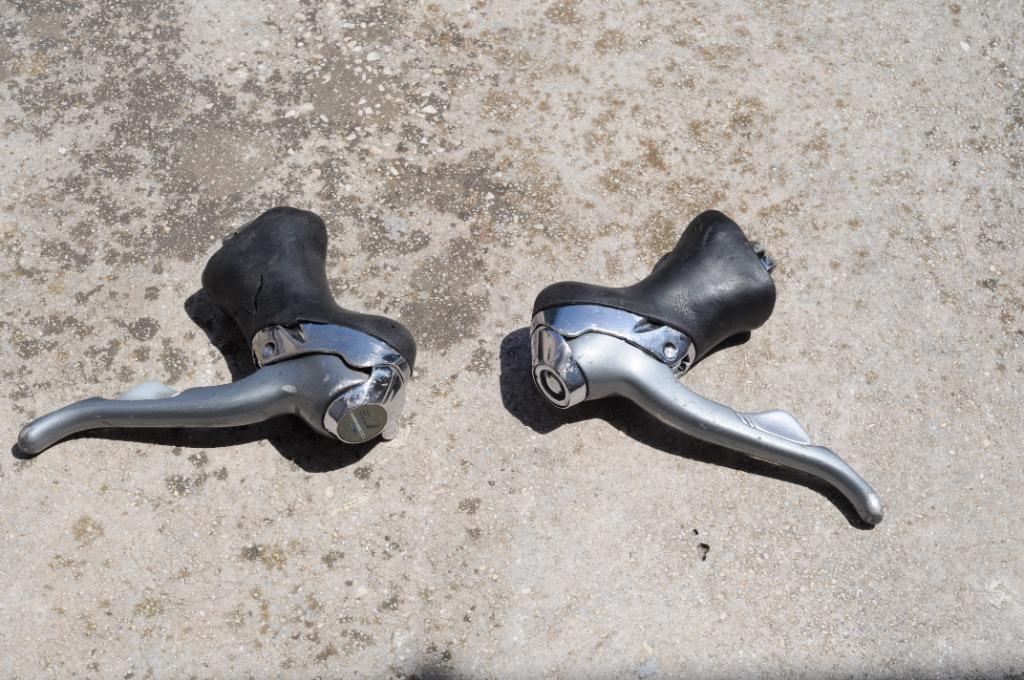 Shimano st 6400 shifters best sale