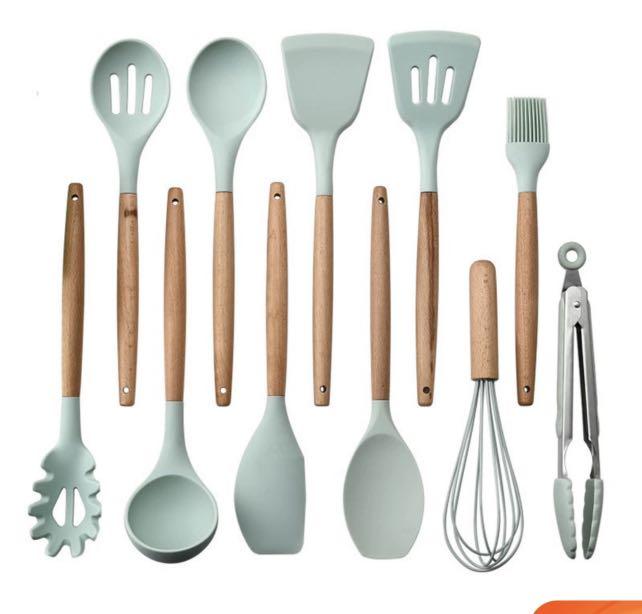 Silicone utensils set with plastic holder, Furniture & Home Living