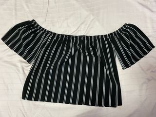 (Category: ) located in . Submitted by thewardrobespace (Listing ID 1161416572, Image 1). Description: .