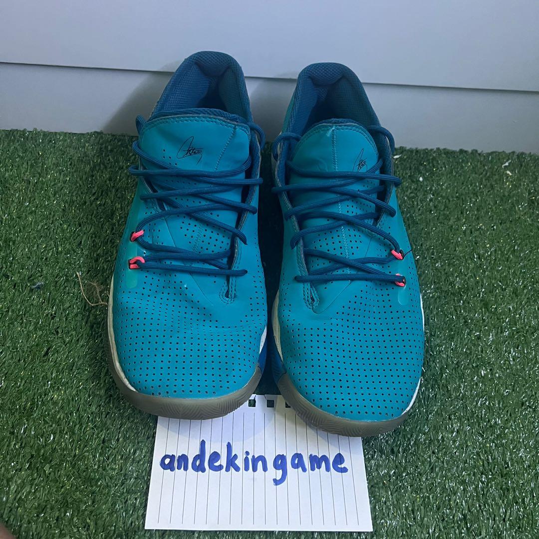 Men's under armour curry cheap 3zero
