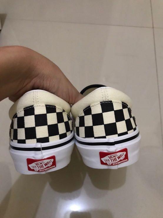 checkerboard skate vans