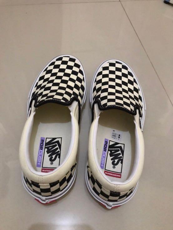 checkerboard skate vans