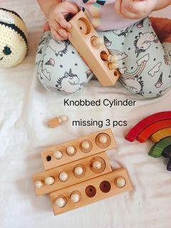 Wooden cylindrical montessori toys
