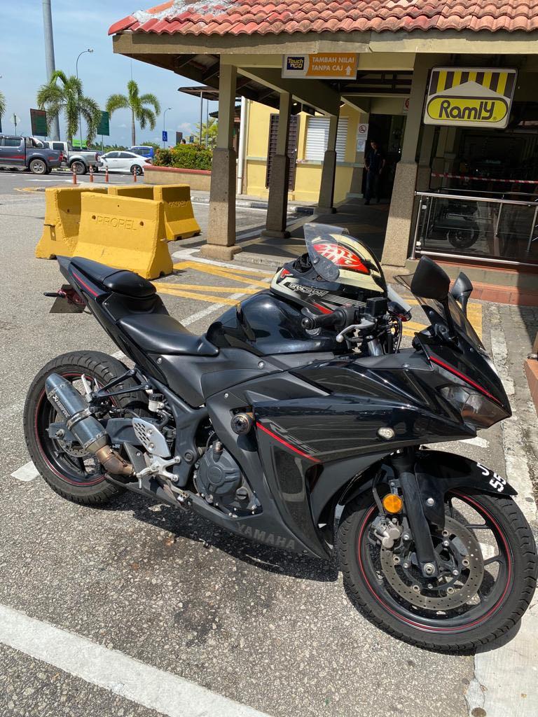Harga yamaha best sale r25 v1