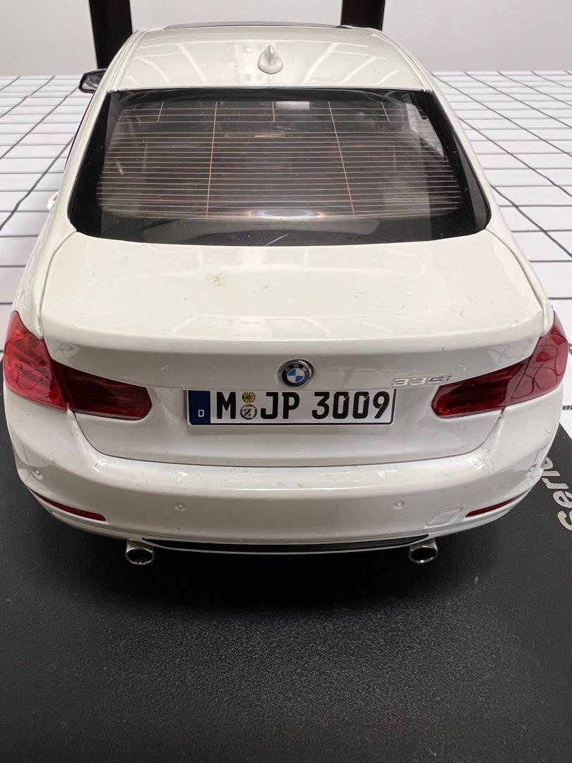 寶馬原廠1:18 BMW 3 Series Alpine White (F30 335i), 興趣及遊戲