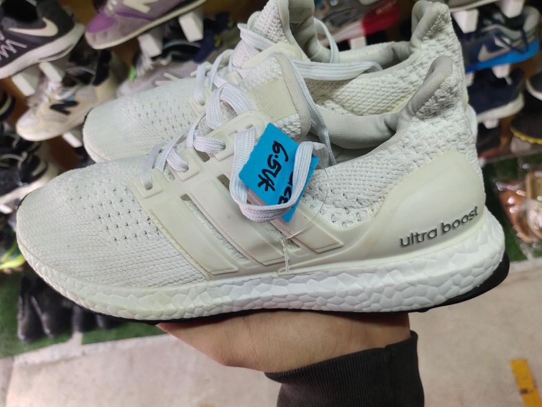 Ultra boost all white uk 2025