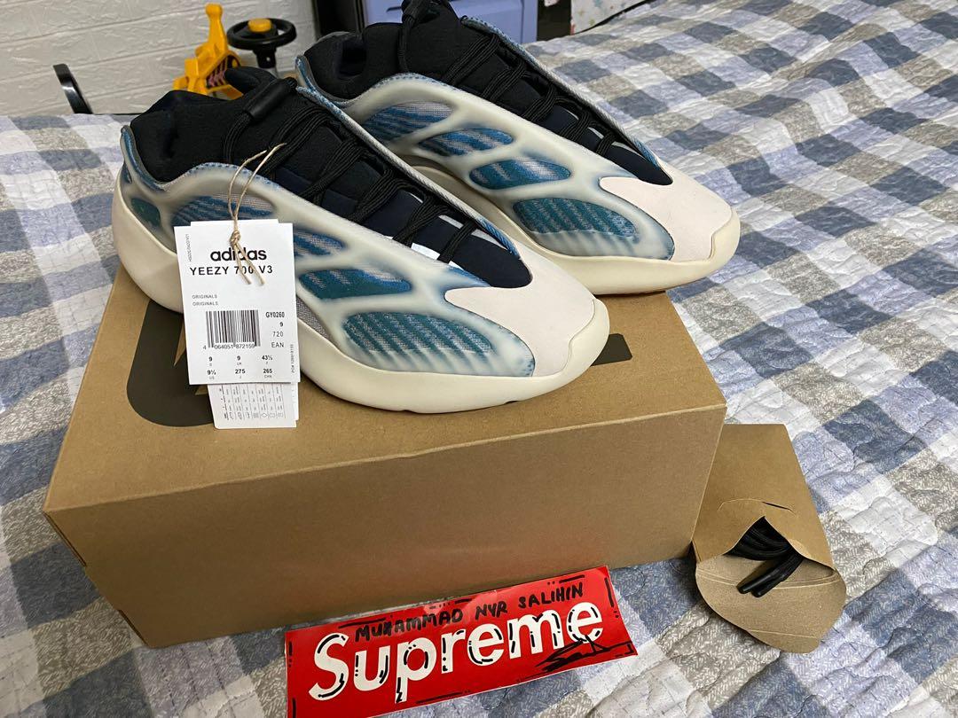 Yeezy 700 v3 sizing deals
