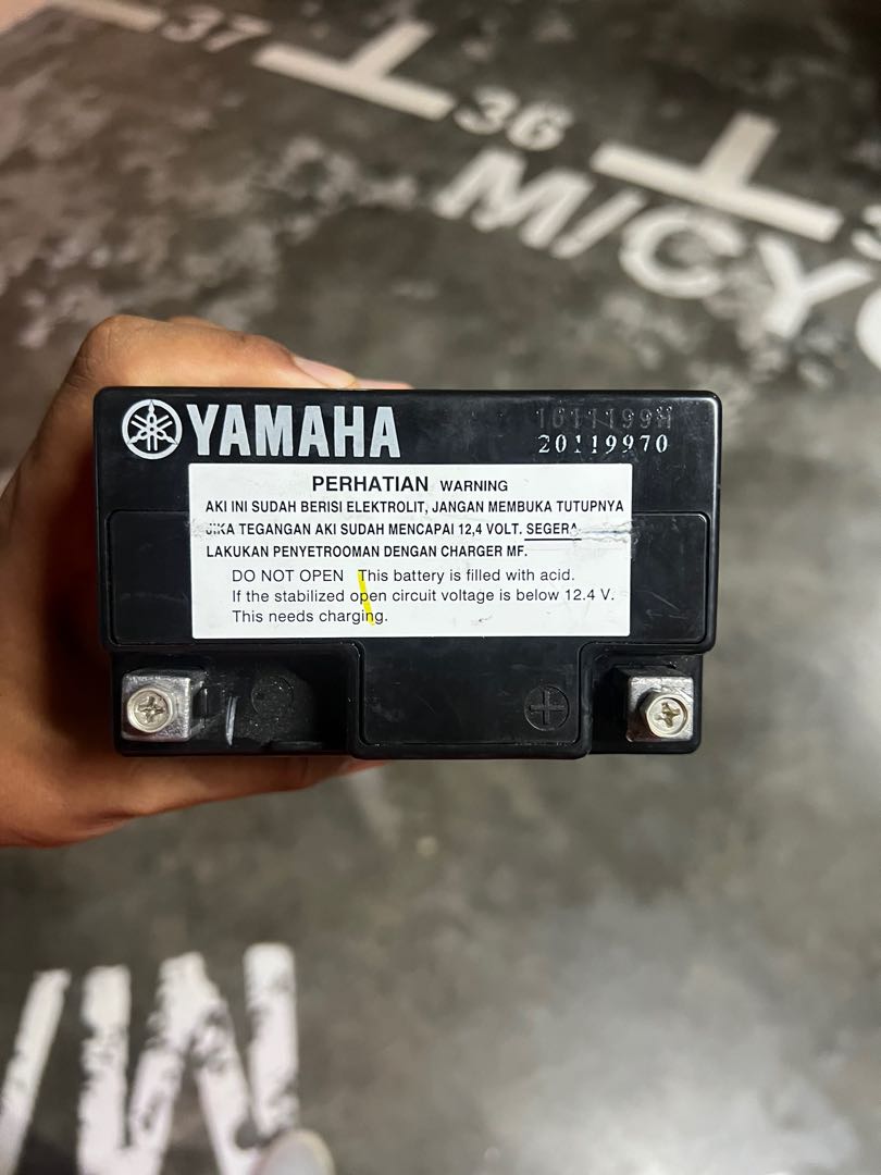 Aerox Battery V1, Motorcycles, Motorcycle Accessories on Carousell