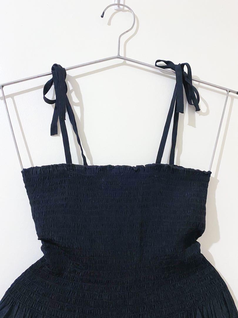 Black Garterized Maxi Self Tie Dress (Category: Dresses) located in Taguig. Submitted by dalgomiie (Listing ID 1161539742, Image 3). Description: .
