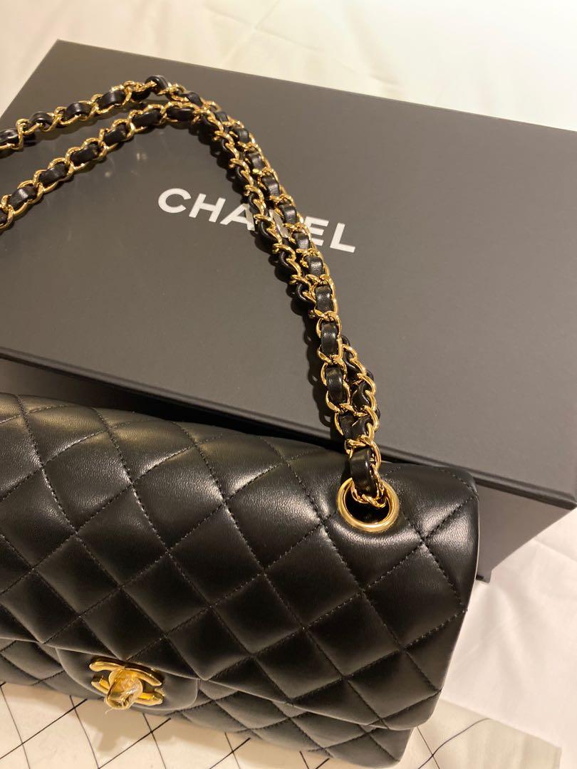 SAME RETAIL PRICE AS SG STORE BNIB CHANEL Classic flap Small