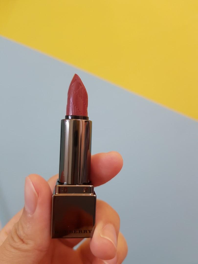 Authentic Burberry mini lipstick No.85 sepia