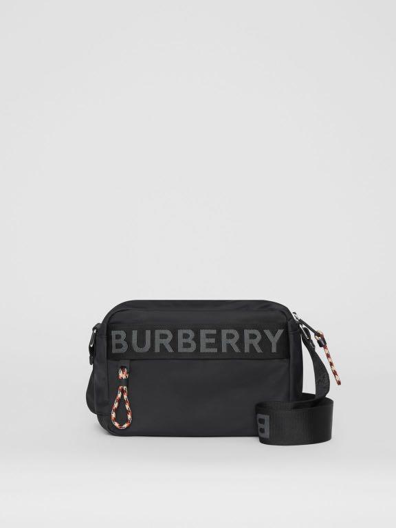 Burberry nylon clearance bags