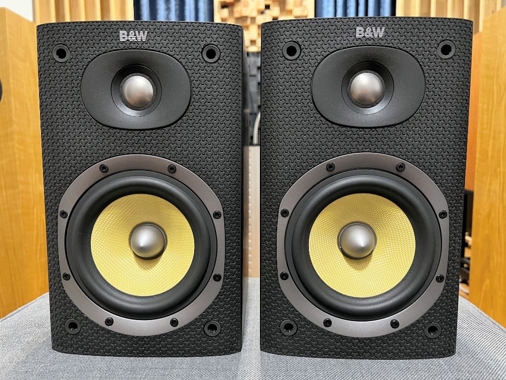 B W DM600 S3 bookshelf speaker Audio Soundbars Speakers