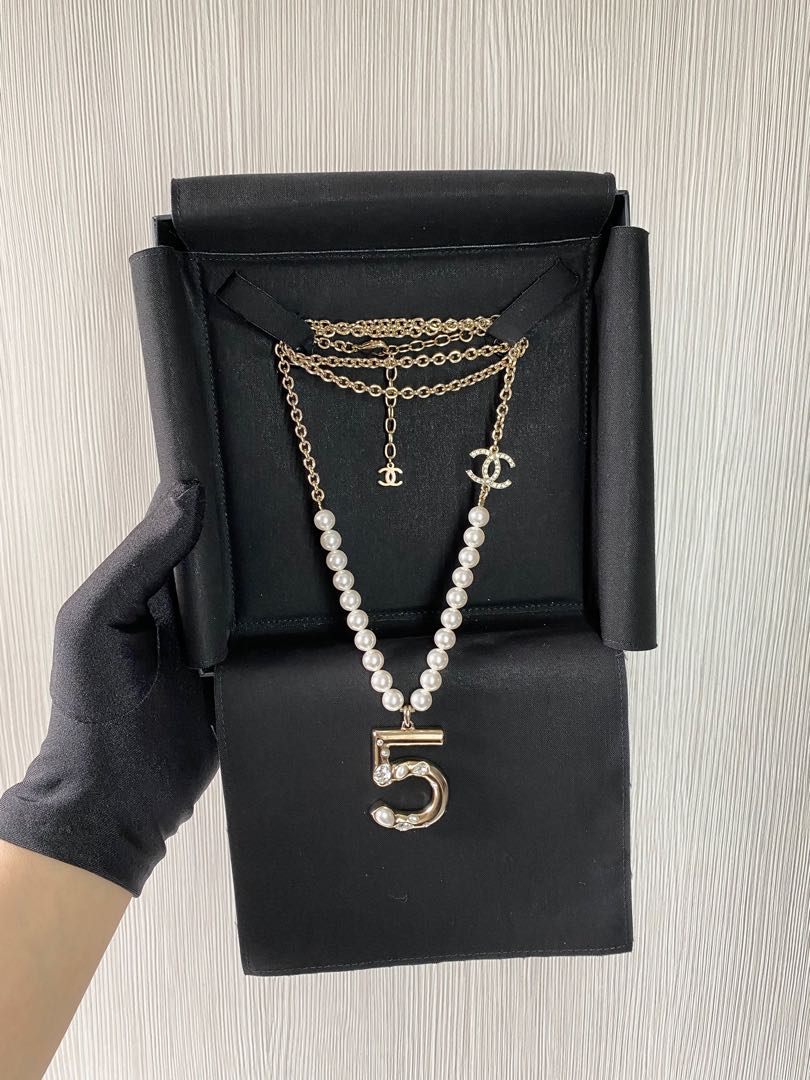 Chanel A21 No 5 Classic Cc Long Pearl / Chain Necklace, Luxury, Accessories  on Carousell