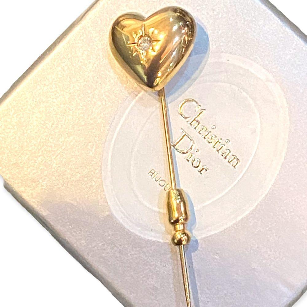 Christian dior lapel pin