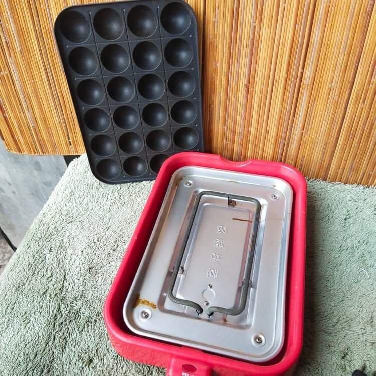 Electric Takoyaki Cooker, Furniture & Home Living, Kitchenware