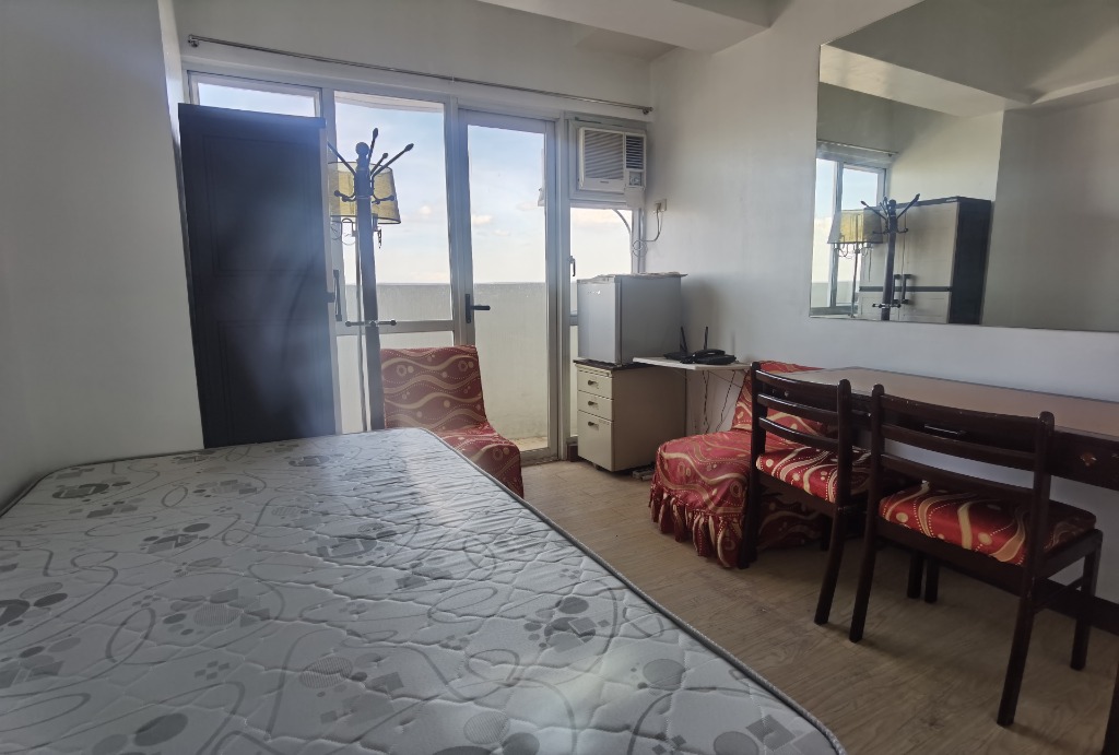 EurotelVivaldi Residences Fully Furnished Condo for Rent in EDSA Cubao