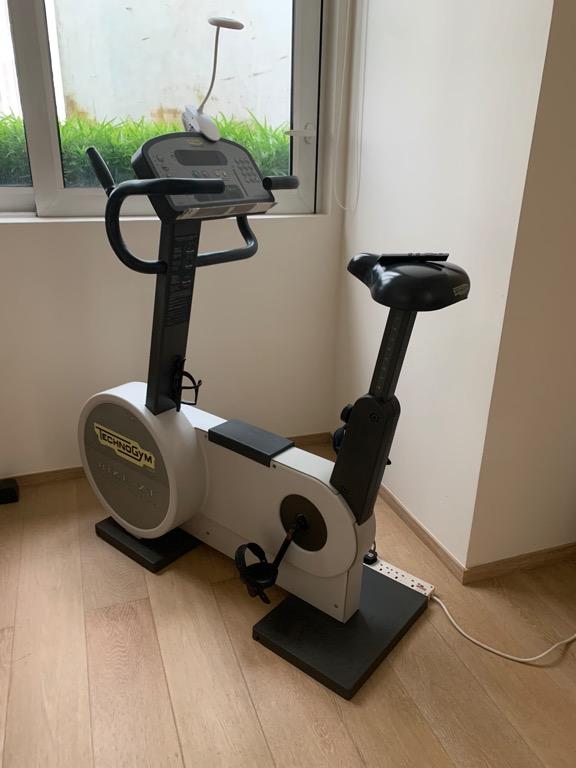 EXERCISE BIKE TECHNOGYM