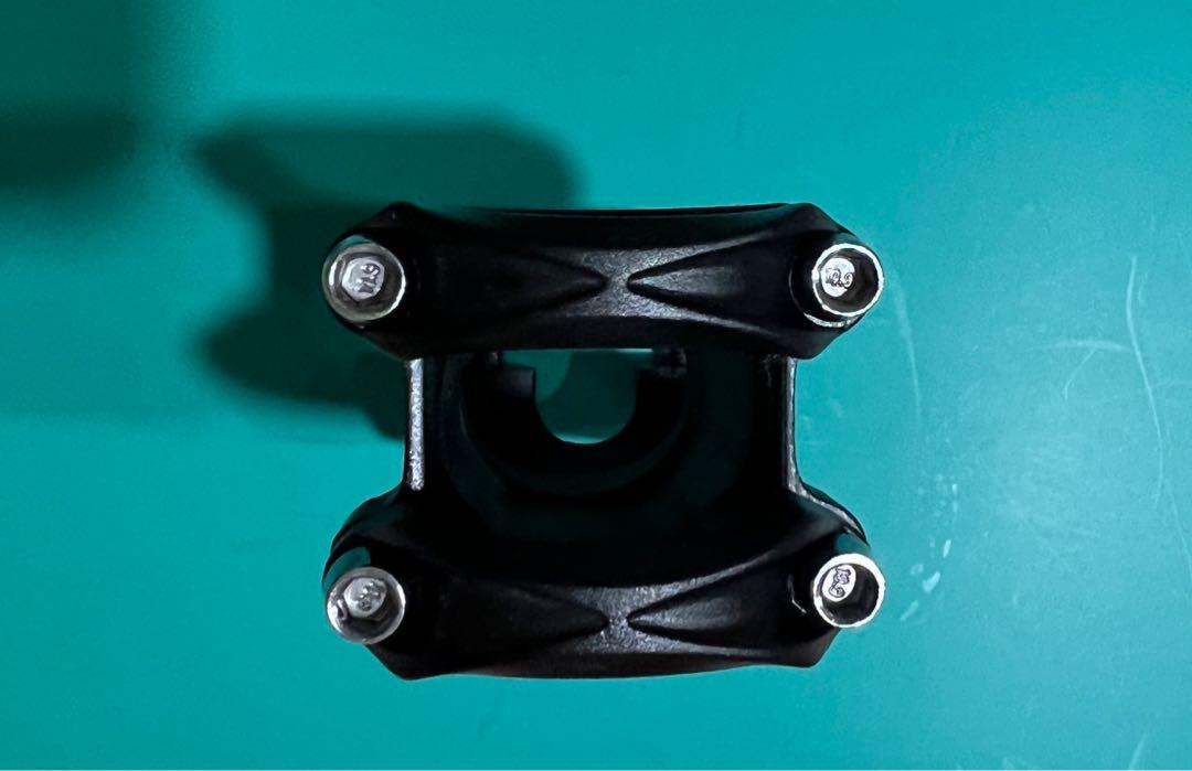 Circus Monkey Stem (Category: Parts & Accessories) located in Singapore. Submitted by rhtan (Listing ID 1161592912, Image 3). Description: Material: Aluminium 6061, fully CNC machined Clamp Diameter: 31.8mm Compatibility: For 1-1/8″ steerers.