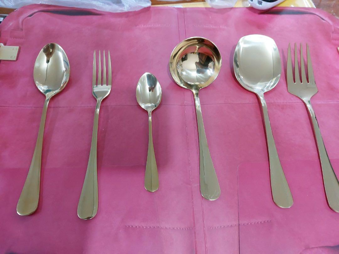Gold plated spoon, fork and others (Category: Dinnerware & Cutlery) located in Quezon City. Submitted by cynlchan (Listing ID 1161483480, Image 1). Description: Upgrade your di ing experience with these gold plated cutlery Tablespoon 35 Table fork 35 Teaspoon 25 Soup ladle 95 Serving Spoon 95 Serving Fork 95 Photo reflects the light. Thus looks stainless. .