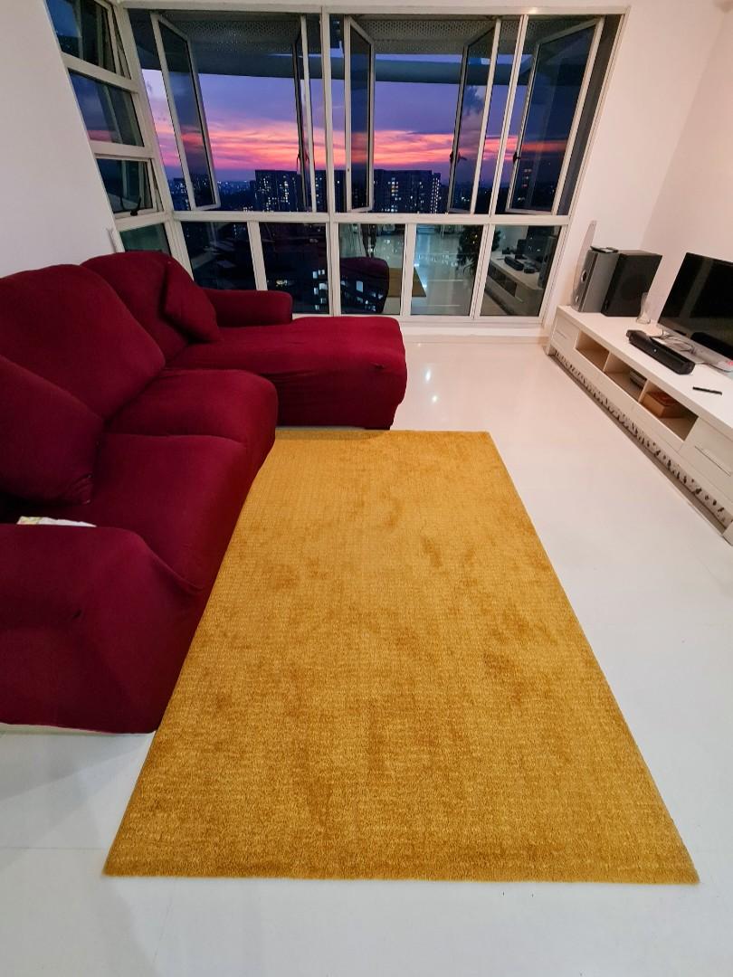 Heavy thick carpet, Furniture & Home Living, Home Decor, Carpets, Mats