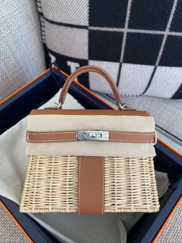 Hermes mini kelly picnic, Luxury, Bags & Wallets on Carousell