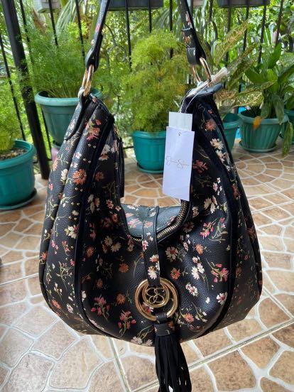 Jessica Simpson hobo bag, Women's Fashion, Bags & Wallets, Shoulder Bags on  Carousell