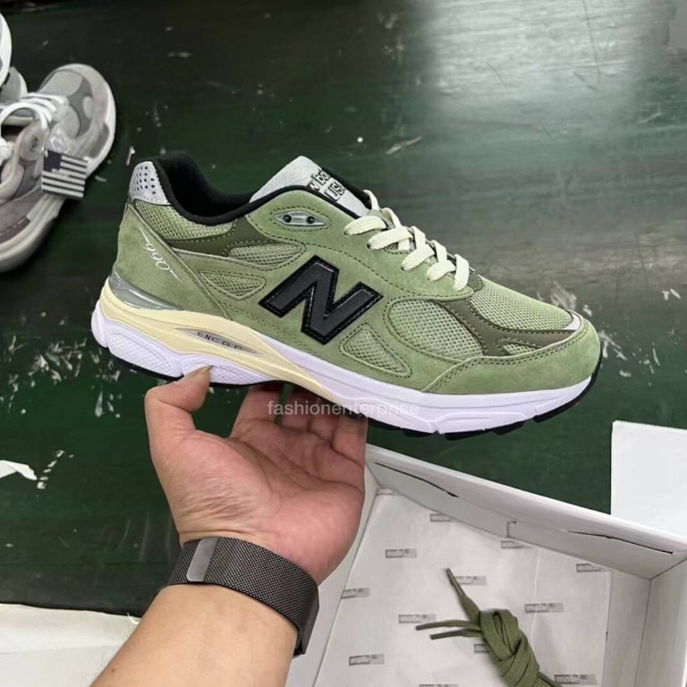 JJJJound x New Balance 990v3 Olive, Men's Fashion, Footwear