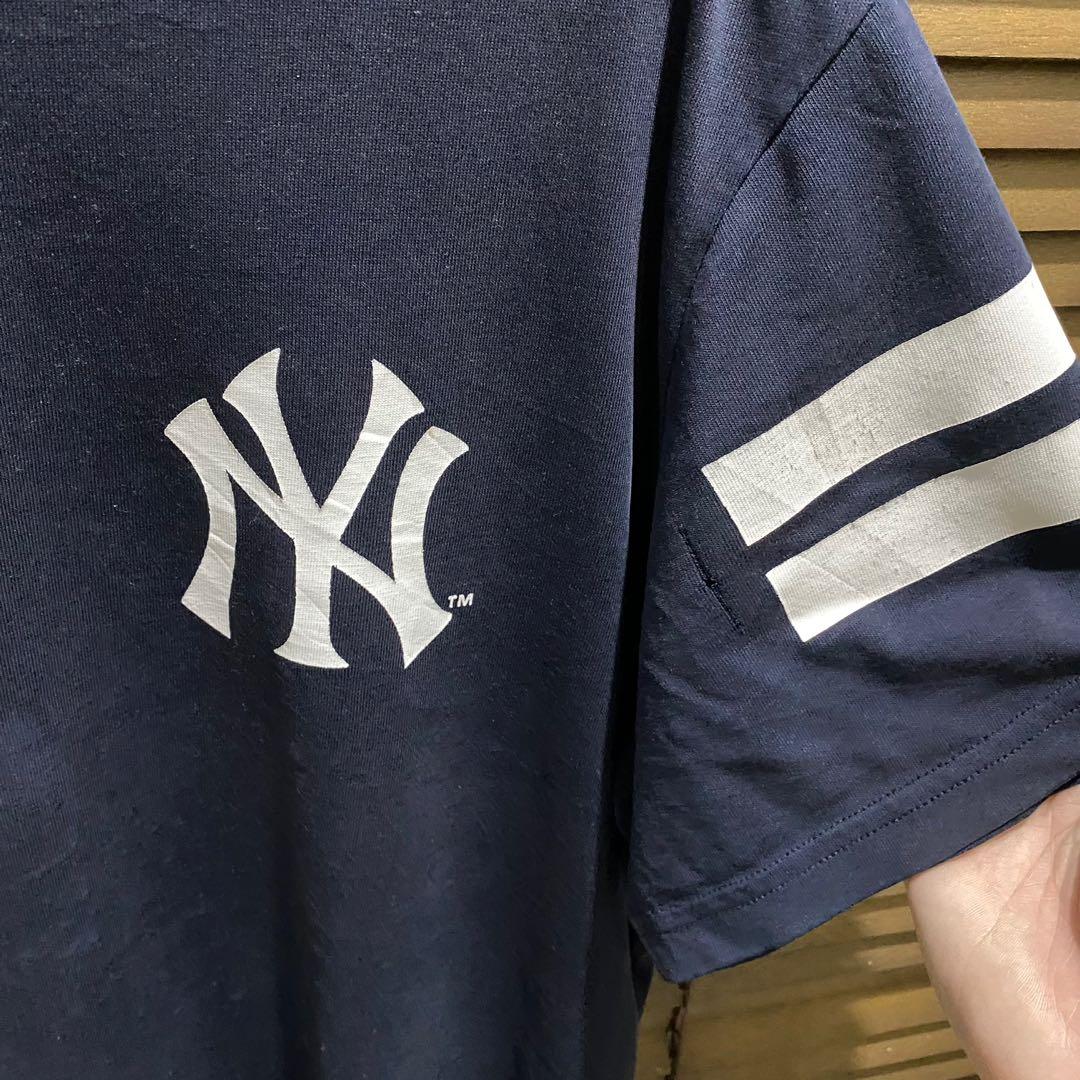 Kaos MLB YANKEES ™, Fesyen Pria, Pakaian , Atasan di Carousell