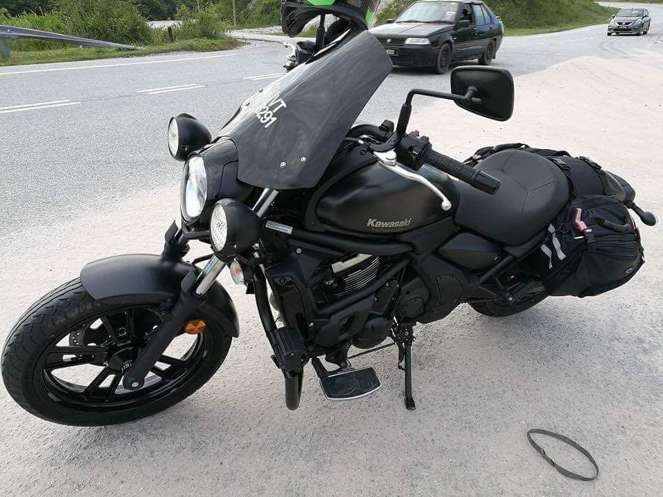 Kawasaki vulcan S Windshield Auto Accessories on Carousell