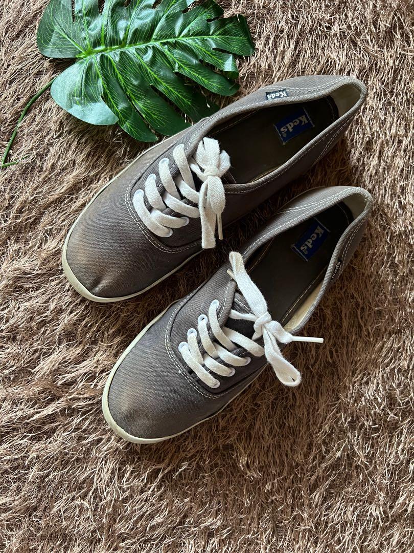 Keds shoes navy blue size 7 Women s Fashion Footwear Sneakers