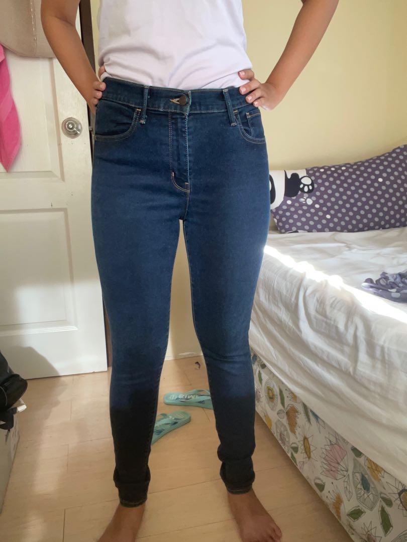 Levi's 720 Highrise Super Skinny Jeans, Women's Fashion, Bottoms, Jeans on  Carousell