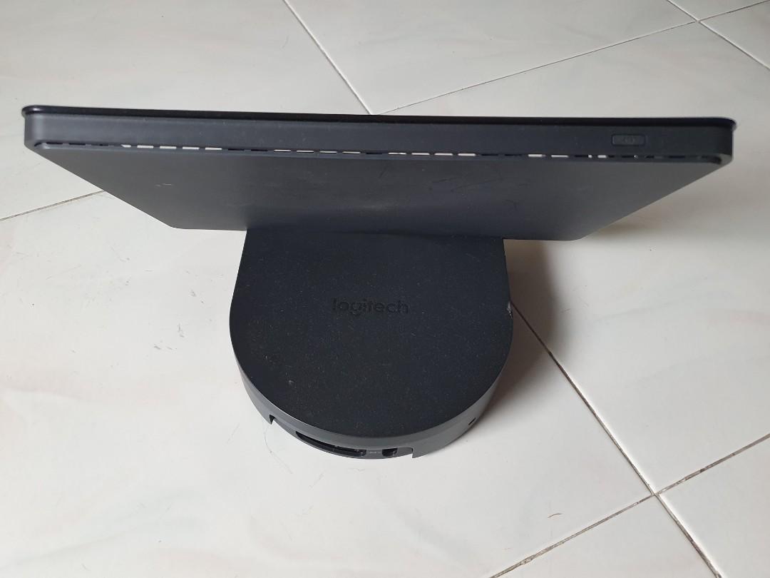 logitech smartdock (Category: Office & Business Technology) located in Singapore. Submitted by theweatherisfine (Listing ID 1161445849, Image 2). Description: https://shopee.sg/product/22765731/7938120739?smtt=0.666188536-1653478252.9l selling the casing for logitech smartdock condition 8~9/10 cover in good condition with the built in wires inside it excludes the logitech extender, and it also requires at least a Microsoft surface Pro 4 with a mi