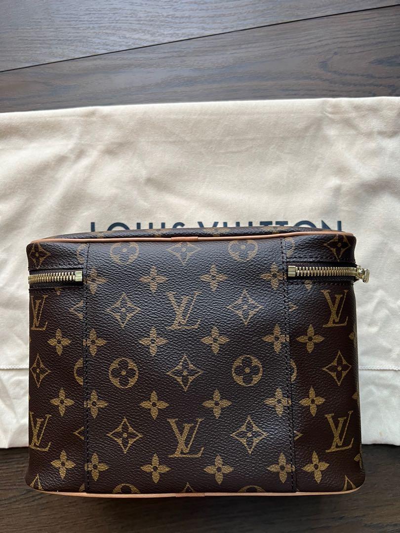 LV toiletry pouch 19, Luxury, Bags & Wallets on Carousell