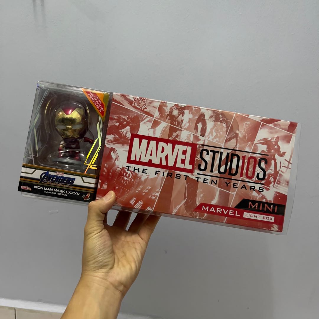 Marvel 10th mini light box & iron man, Hobbies & Toys, Memorabilia
