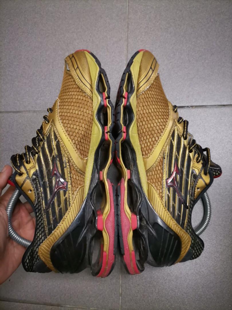 Mizuno wave prophecy top 5 golden runners