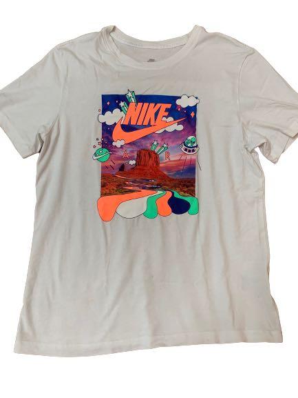 Nike alien hot sale tee