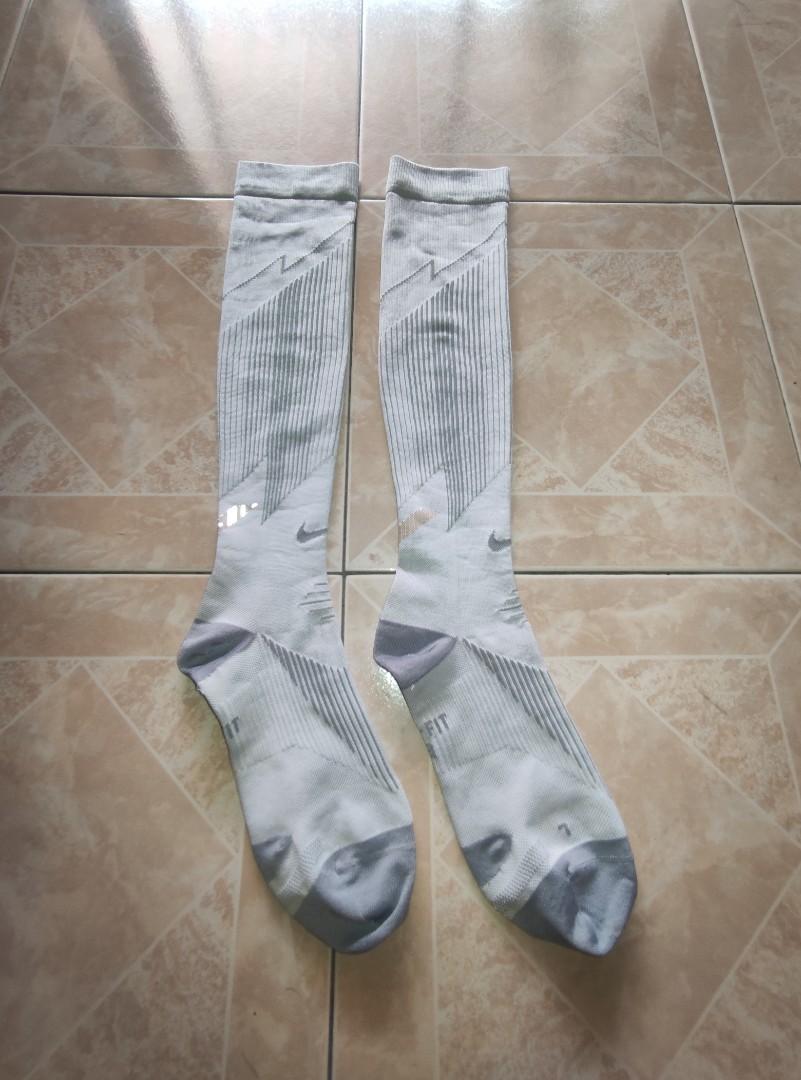 NIKE ELITE Graduated Compression Socks