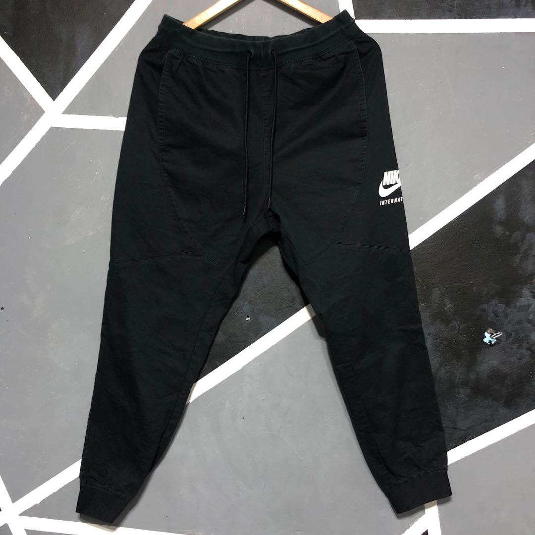 Nike hot sale international joggers