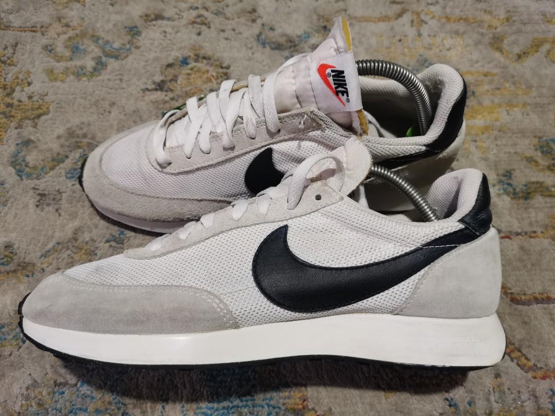Nike waffle sales og
