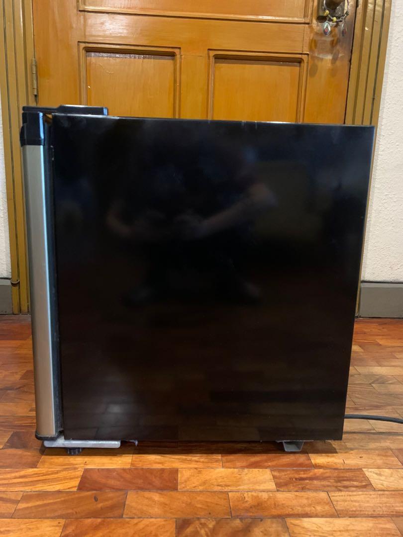Personal Ref / Mini Bar, TV & Home Appliances, Kitchen Appliances ...