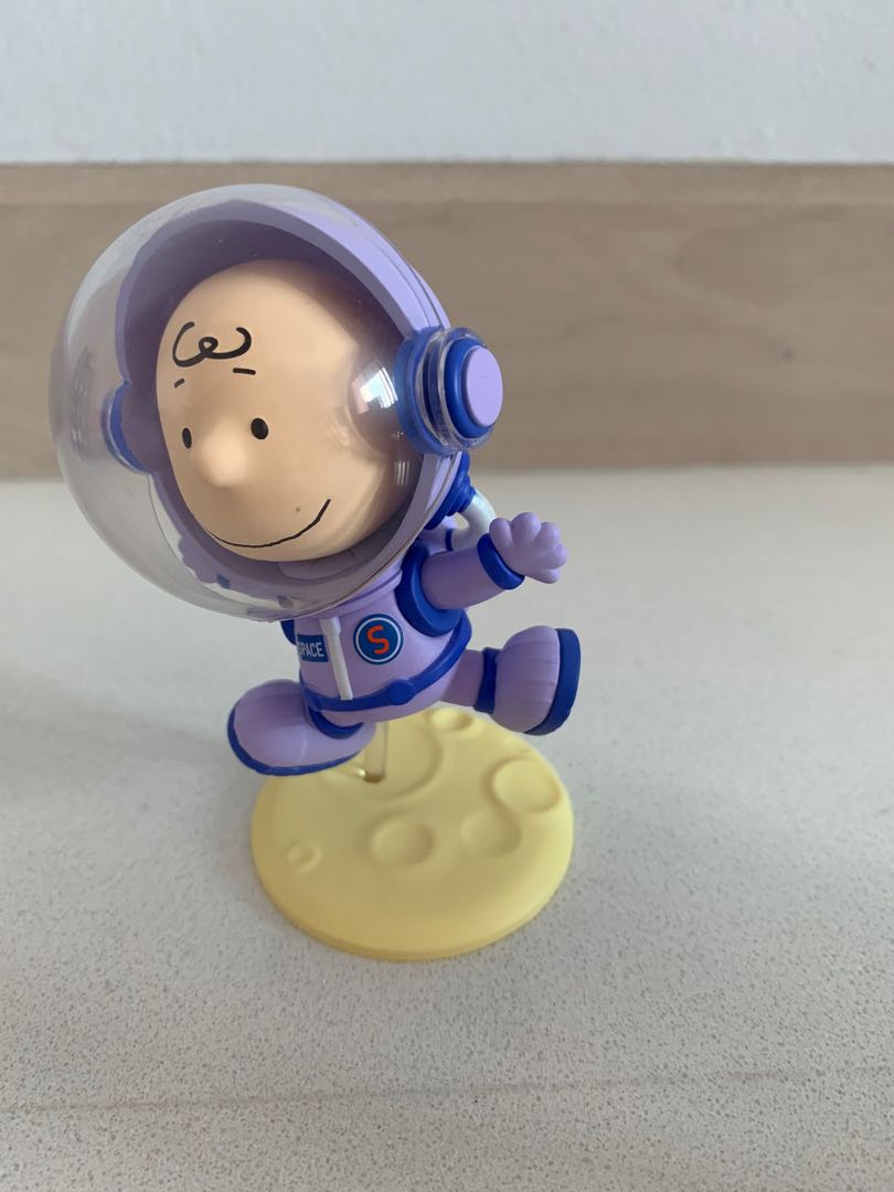 POP MART Snoopy Space Exploration (Peanuts Astronaut), Hobbies & Toys ...